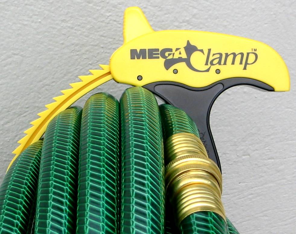 Cable clamp