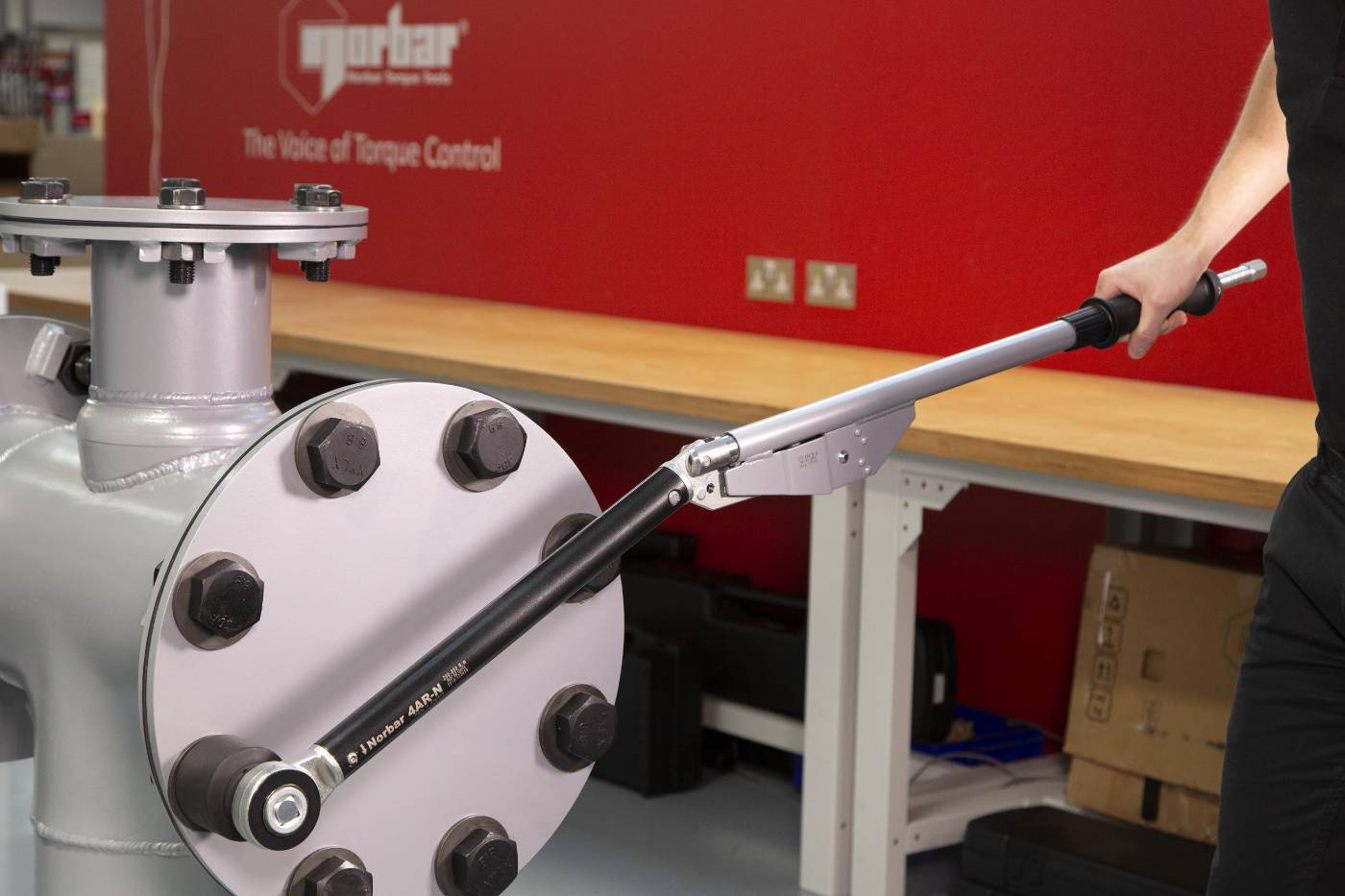 Breaking torque wrench Norbar Industrial 3/4 ratchet head