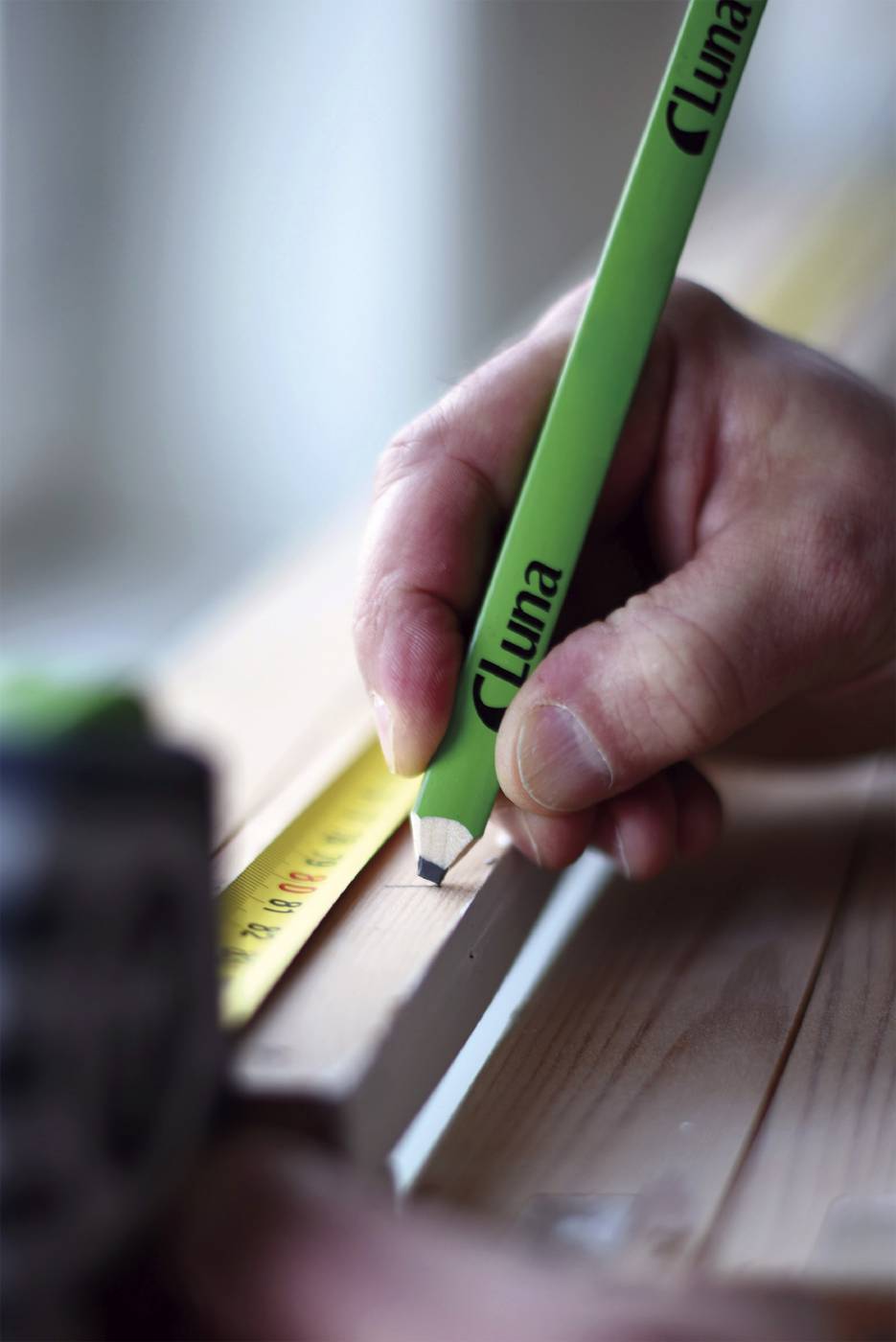 Carpenters pen Luna