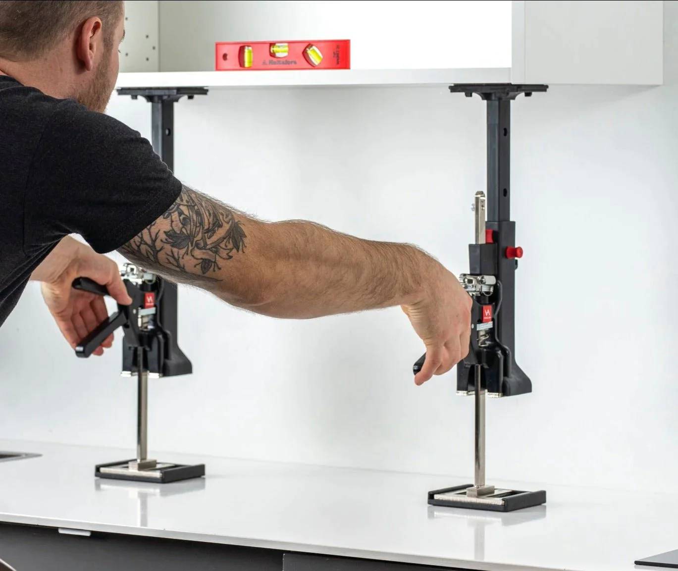 Accessories for cabinet installation kit Viking Arm