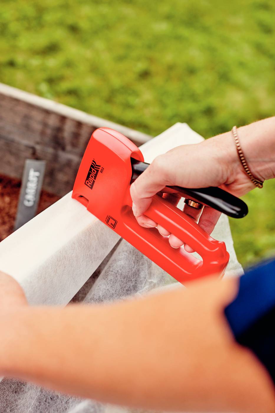 Staples Rapid 53