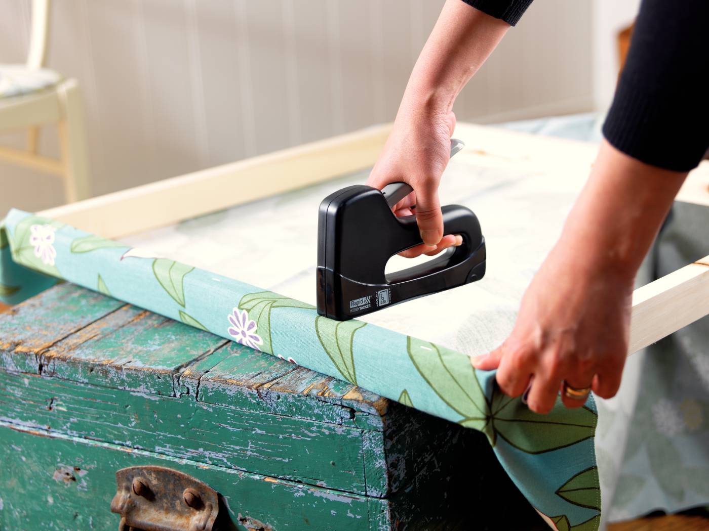 Staple gun Rapid Hobby including staple
