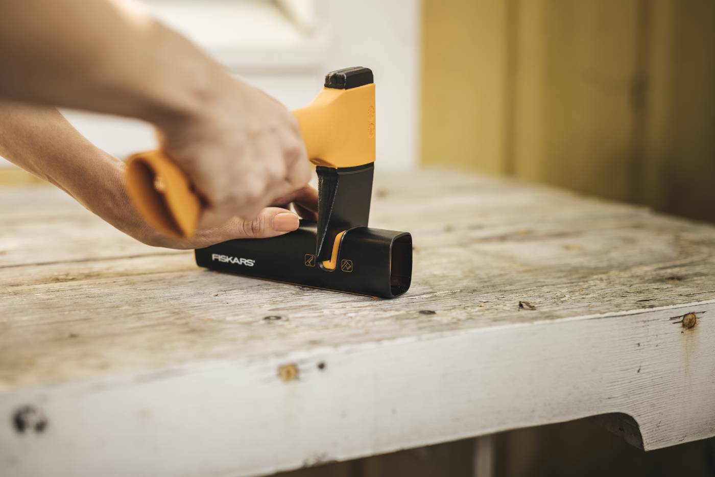 Axe and knife sharpener Xsharp Fiskars